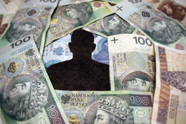 wizerunek-publiczny-zmiazdzony-lapowka-dzialania-kryzysowe