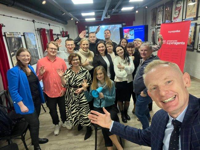 Zdjęcie WhatsApp 2023-11-15 o 15.59.09_8310181a